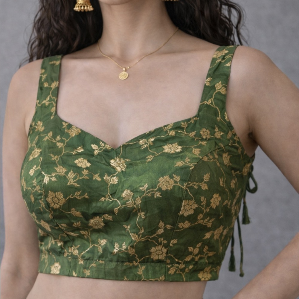 Brand new designer pure silk Bollywood brocade blouse - Picture 1 of 4